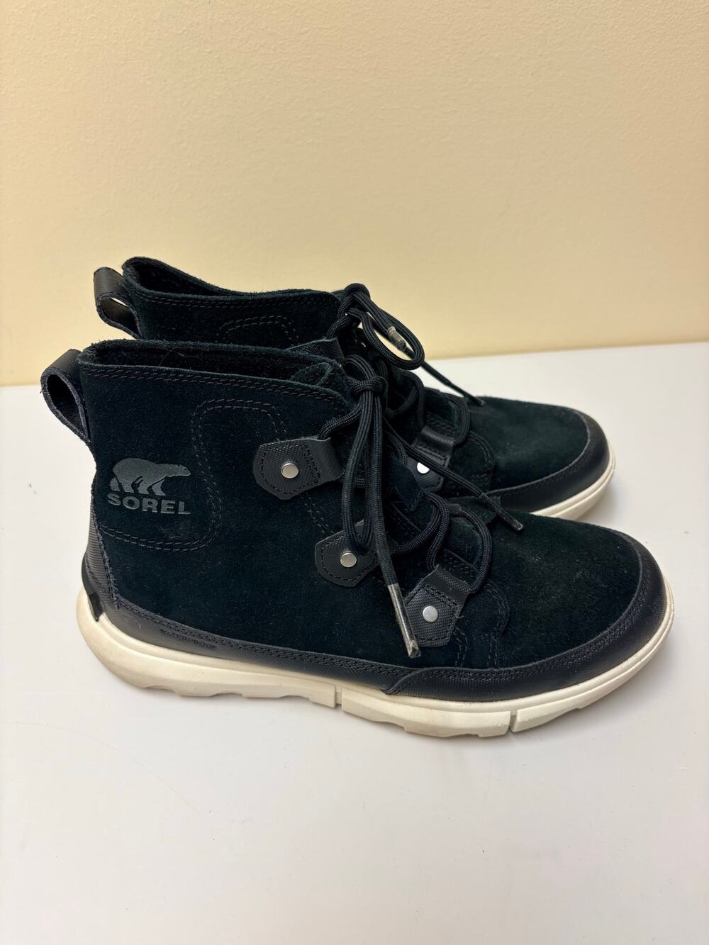 Sorel Explorer Joan Women’s 8 Black Suede Waterproof Lace Up Ankle Boots